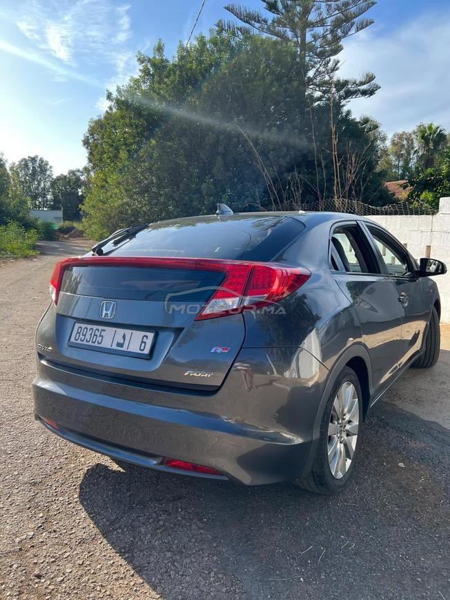Honda civic hatchback essence automatique 