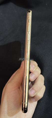 iPhone 11 Pro Max 64Go à vendre - 2