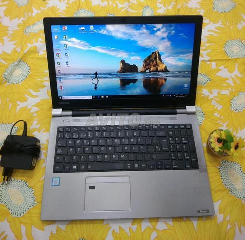Toshiba i5 8ème RAM 10 Disque 512 SSD Écran 15