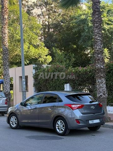 Belle voiture disponible à Temara