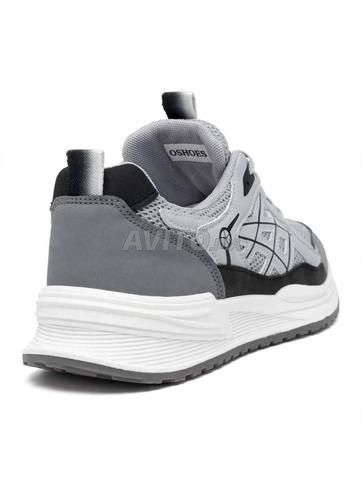 Chaussure neuve, confortable et élégante - 2