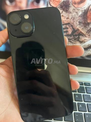 iPhone 14 128 Go en très bon état