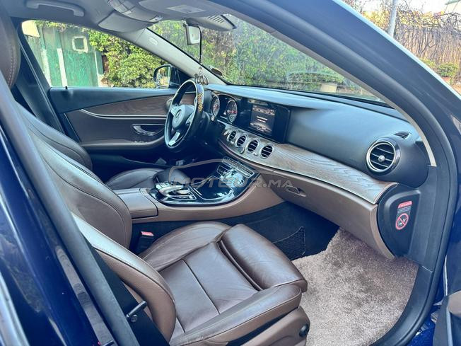 MERCEDES E220 LUXURY 