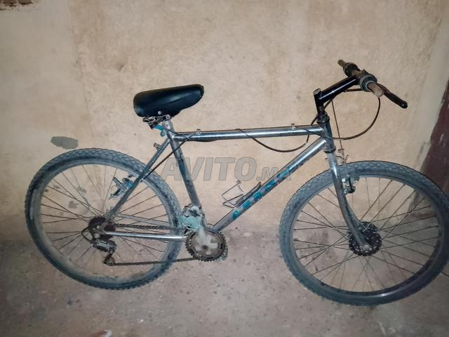 Vélo. Freins arrière défectueux - 2