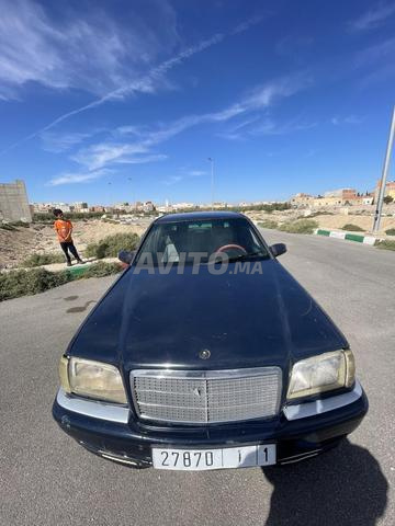 Mercedes 250 farmaja - 2