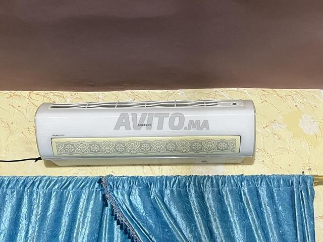 Climatiseur de marque Samsung, en bon état et de grande taille - 2