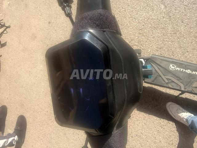 TROTTINETTE ÉLECTRIQUE WATHIUM BLADE 1000W - 2
