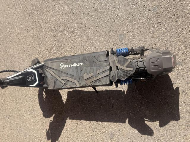 TROTTINETTE ÉLECTRIQUE WATHIUM BLADE 1000W