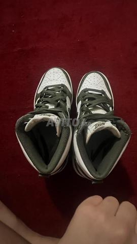 Chaussures de sport
Taille 39 40 
Prix négociable - 2