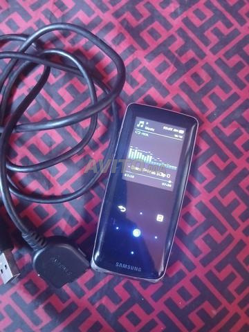 Lecteur MP3 Samsung YP-S3 4GB - 2