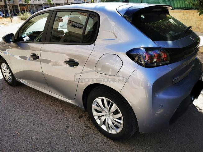 Peugeot 208 Diesel Manuelle 2024 à Fès