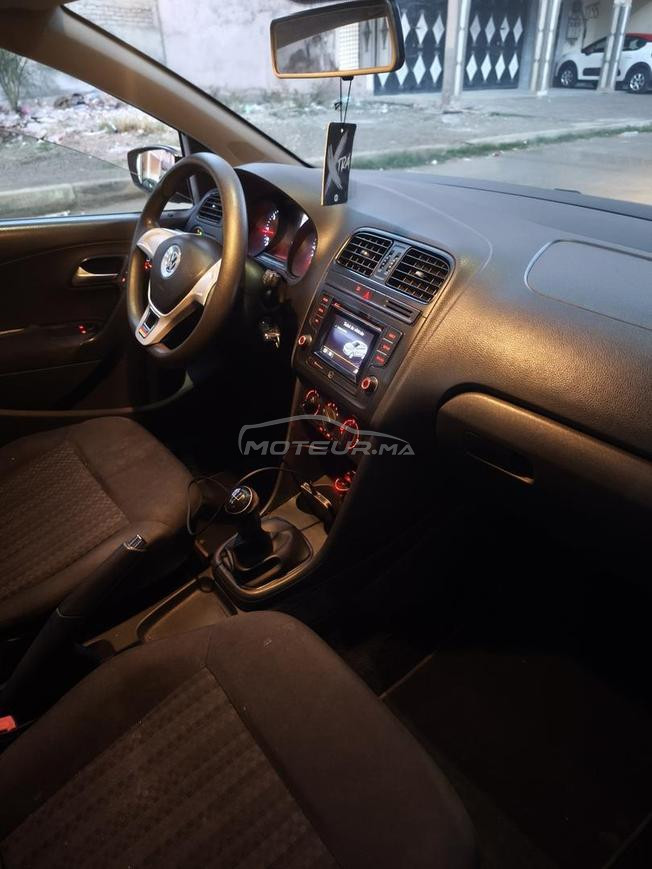 Volkswagen polo 2016