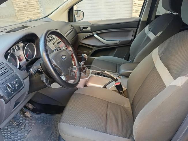 ford Kuga très bon état 