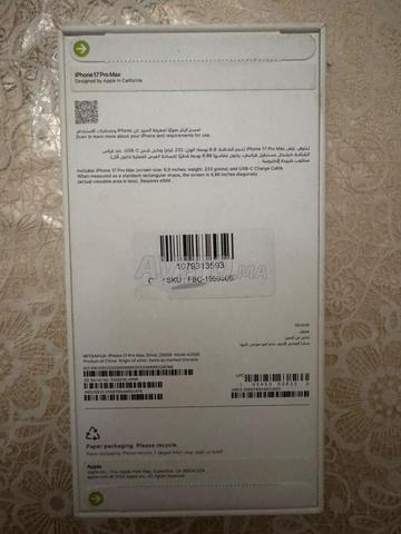 iPhone 17 Pro Max silver neuf esim - 2