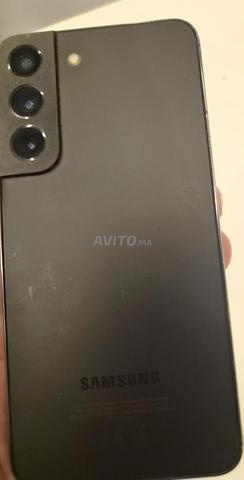 Samsung S22 - 2