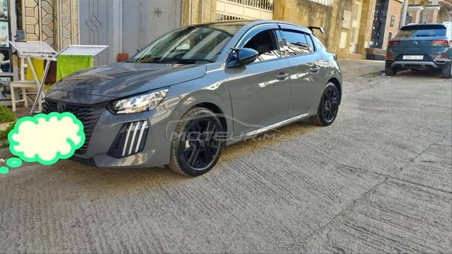 Peugeot 208 Diesel Manuelle 2025 à Tanger