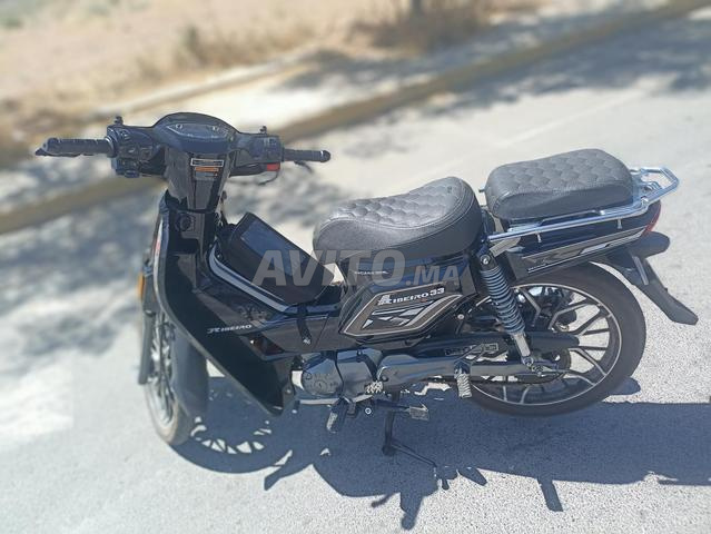 Scooter 33 modèle 2026/7 - 2
