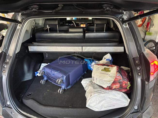 Toyota RAV-4 Essence Automatique 2016 à Rabat