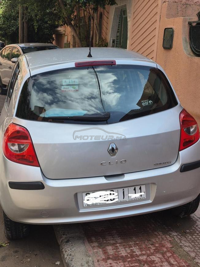 Clio 3 en très bon état