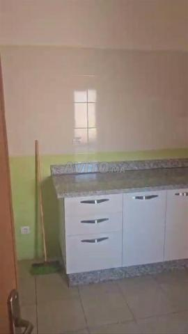 Appartement à louer 3 chambres 90 m2 Ain Mezouar - 2
