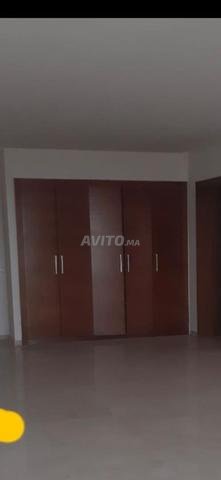 Grande armoire encastrée en bois MDF - 2