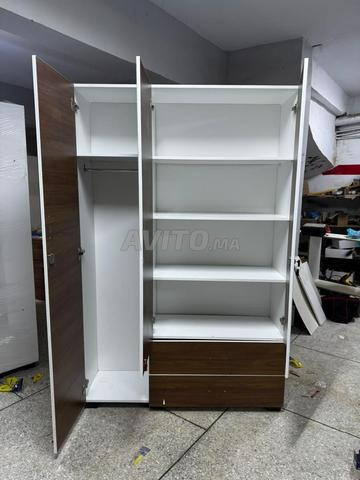 Armoire à vêtements à vendre