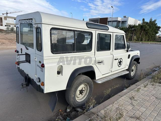 LAND ROVER DEFENDER - 2