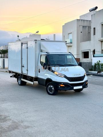 Iveco daily 3,5T avec Hayon 2022 - 2