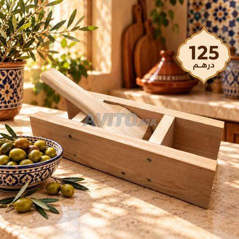 Presse à olives en bois traditionnelle – 125 dirhams - 2