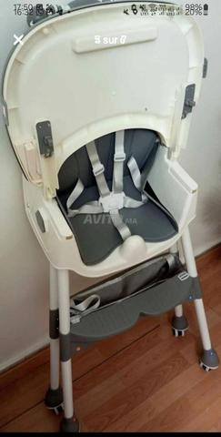 Chaise haute pour bébés et nourrissons avec balancelle - 2