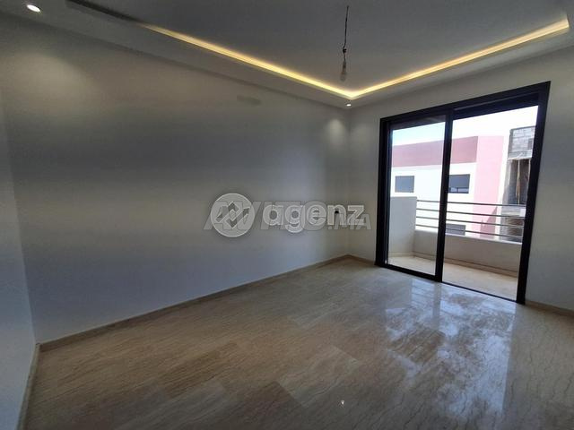 DAR-DA-1143 - Appartement à vendre à Dar Bouazza