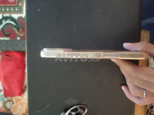 iPhone 16 Pro Max - 2