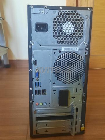 PC fixe Lenovo et Écran Dell - 2