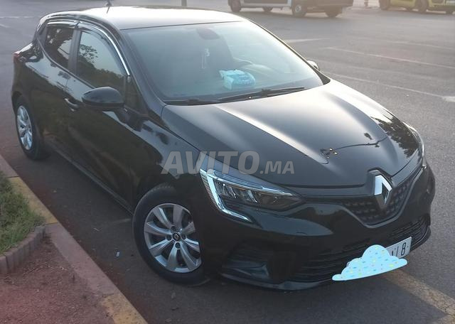 Clio 5 manuelle 2023 à Casa - 2