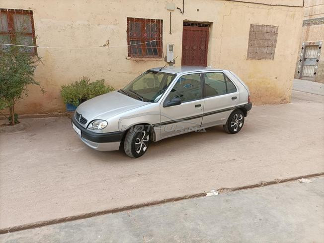 Citroen Saxo mazout 6 cv modèle 2002