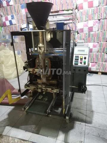 آلة التعبئة والتغليف الأوتوماتيكية PENTAVAC PENTA 2100 - 2