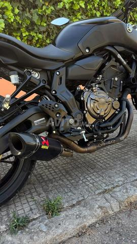 Pot Akrapovič MT-07 - 2