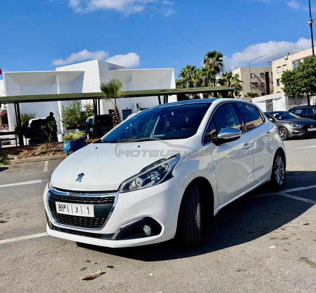 208 White edition 2019 
