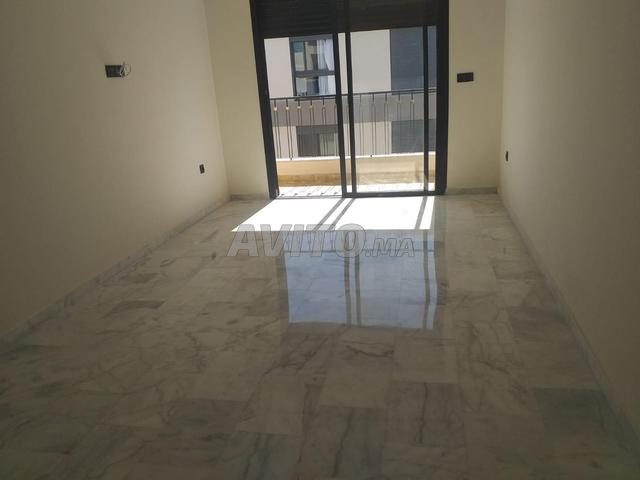 Appartement neuf avec 2 SDB à Abdelmoumen - 2