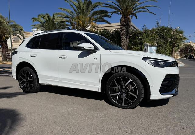 Volkswagen Tiguan R Line Diesel 2025 à Rabat - 2