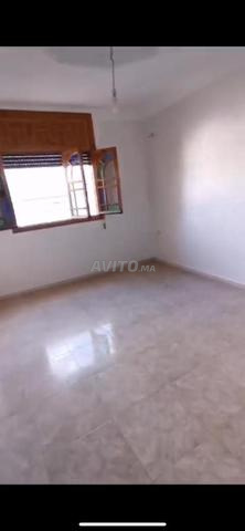 Appartement à louer 90 m² à Beni Mellal - 2
