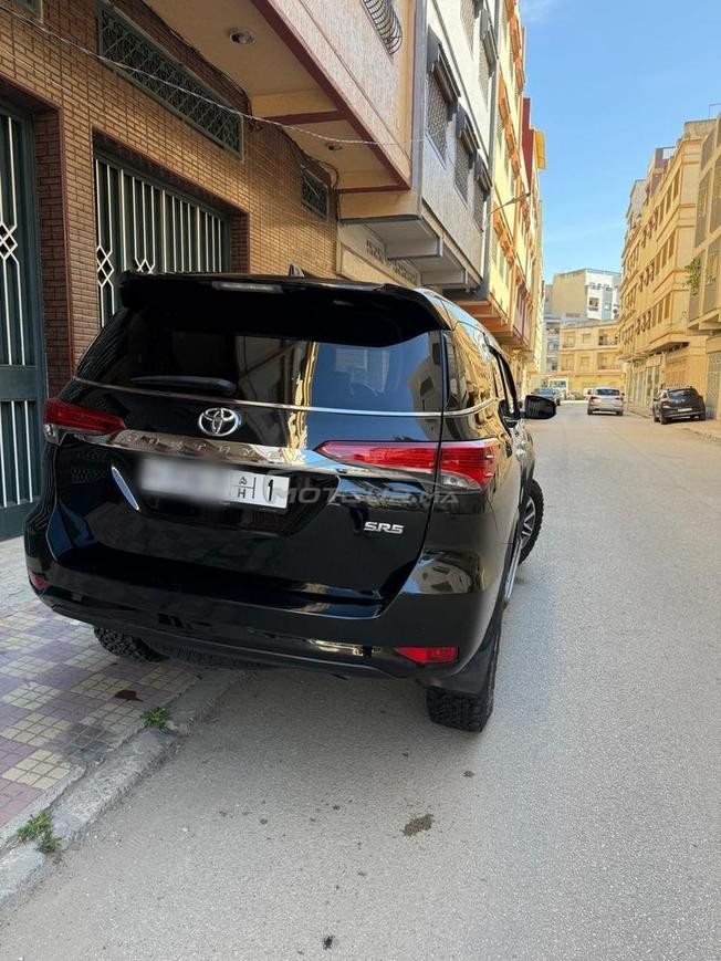 TOYOTA FORTUNER 