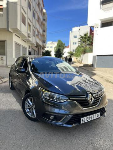Renault Mégane jamais accidentée, peinture d'origine - 2