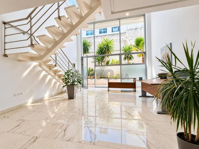 BUREAU ÉQUIPÉ DE 108 M² À BEAUSÉJOUR, À 5 MIN DU CFC - 2