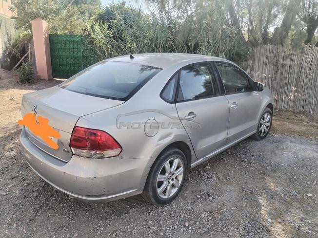 Volkswagen polo sedan 2014 première main 
