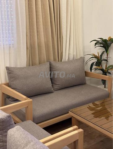 Salon avec table à vendre - 2