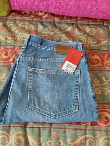 Jean original de marque taille 32