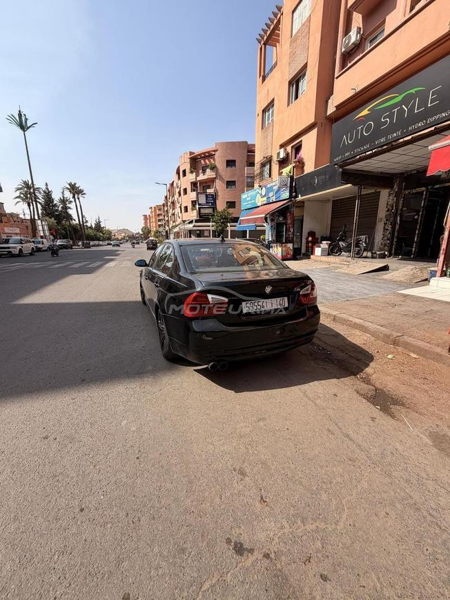 BMW Série 3  Essence Automatique 2007 à Marrakech
