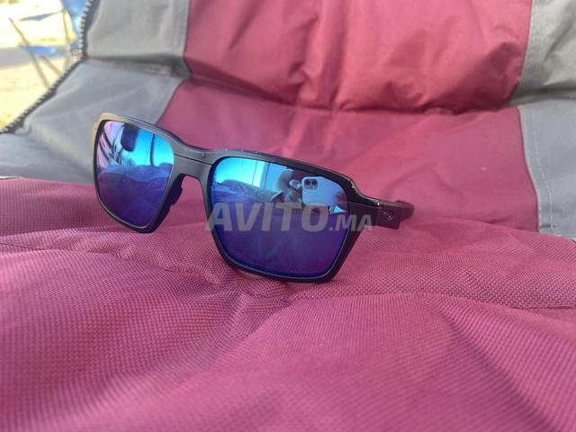 🕶️ نظارات شمسية Oakley Parlay أصلية للبيع