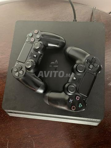 للبيع بلاي ستيشن 4 سليم (PS4 Slim) مع مانيط 🎮